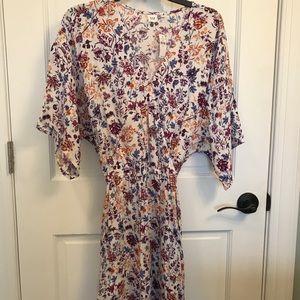 Gap size M Tall flutter sleeve dress